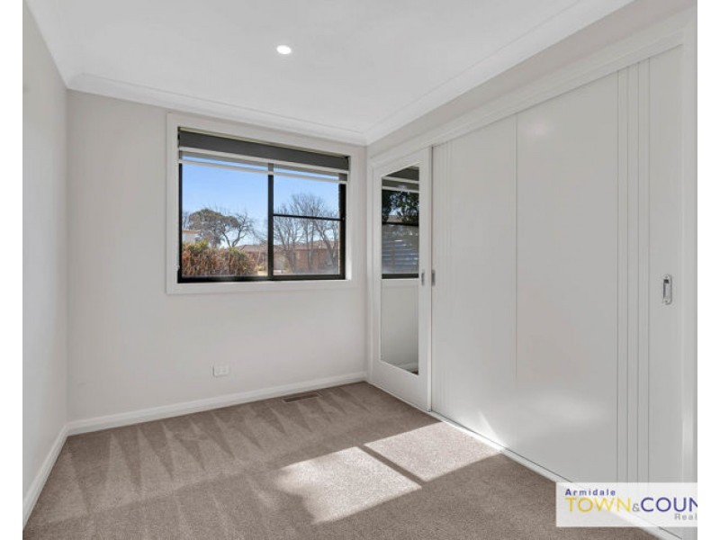 14 Richardson Avenue, Armidale NSW 2350
