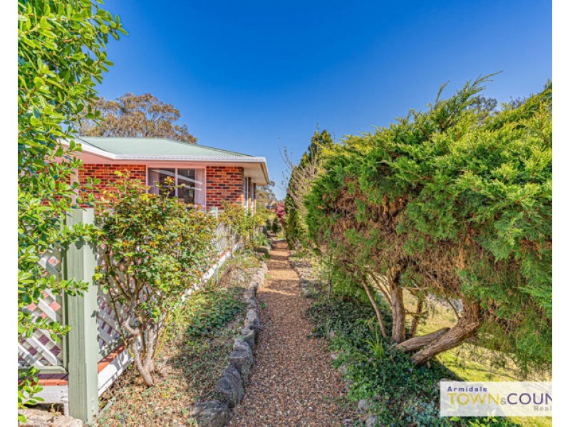 21 The Boulevarde, Armidale NSW 2350