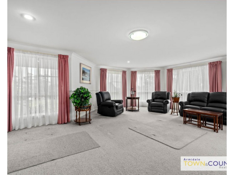 21 The Boulevarde, Armidale NSW 2350