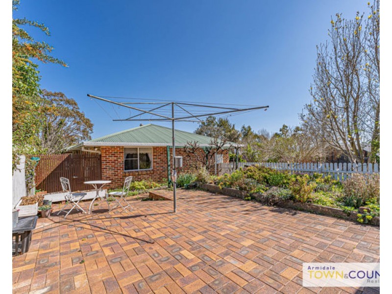 21 The Boulevarde, Armidale NSW 2350
