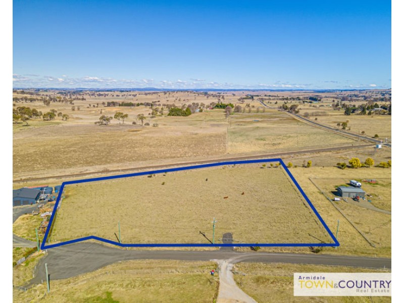 4 Yellowtail Court, Armidale NSW 2350