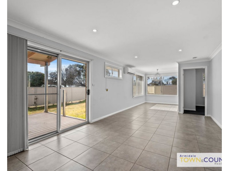 24 Rusden Court, Armidale NSW 2350