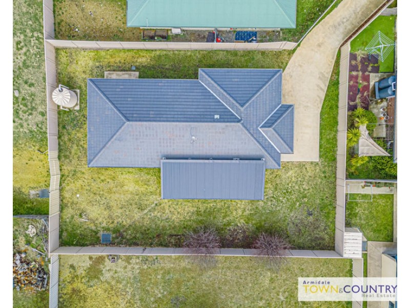 24 Rusden Court, Armidale NSW 2350