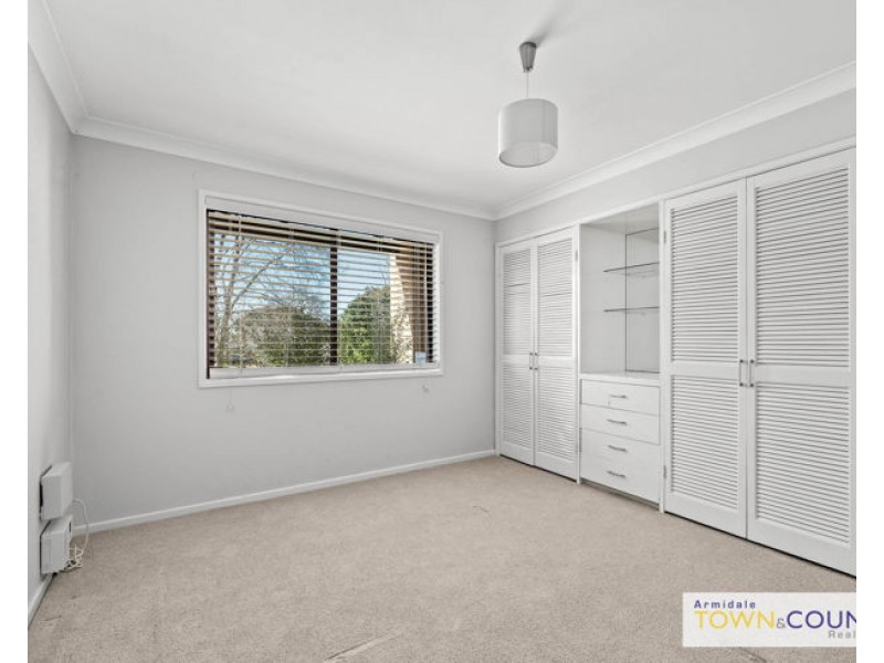 10 Freeman Crescent, Armidale NSW 2350