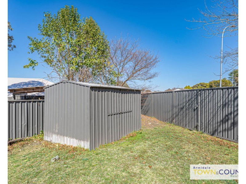 10 Freeman Crescent, Armidale NSW 2350