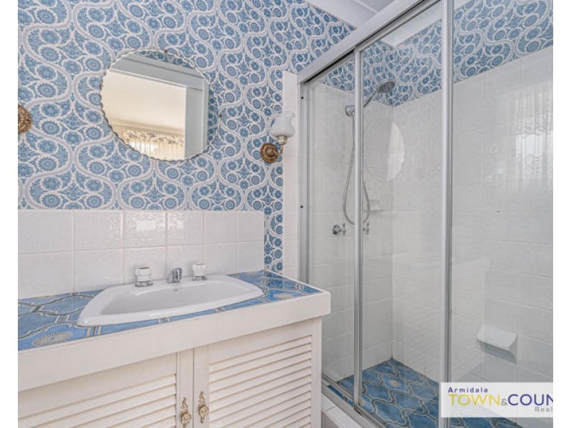 8 Werrina Crescent, Armidale NSW 2350