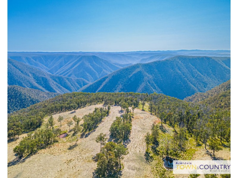 2166 Long Point Road, Armidale NSW 2350