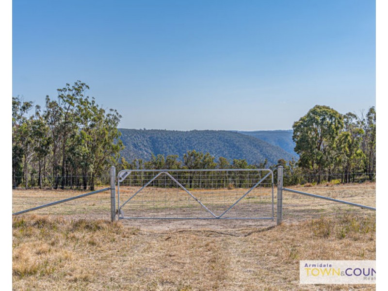 2166 Long Point Road, Armidale NSW 2350