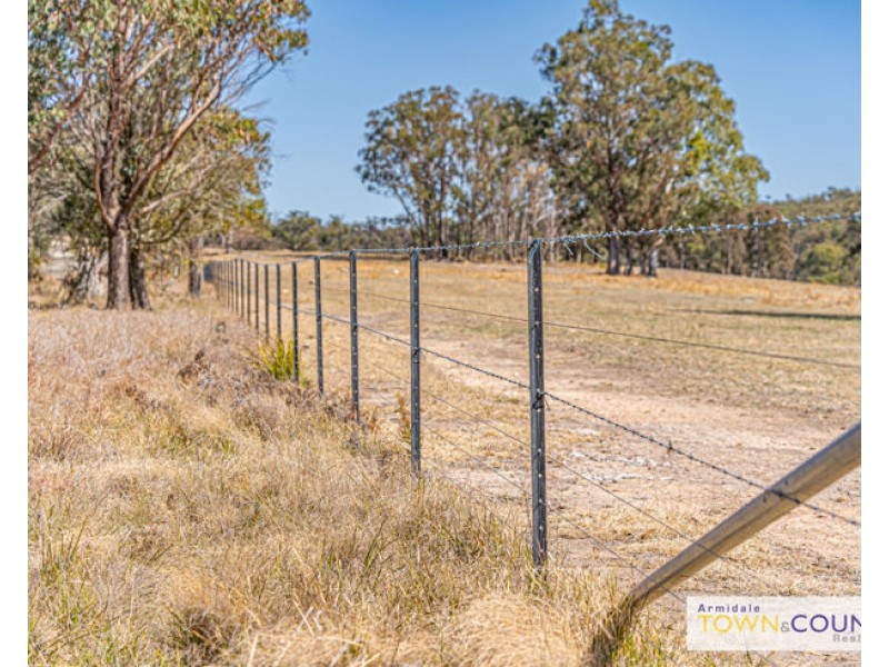 2166 Long Point Road, Armidale NSW 2350