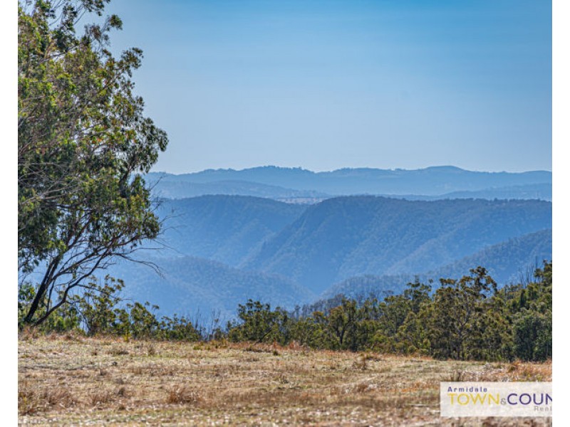 2166 Long Point Road, Armidale NSW 2350