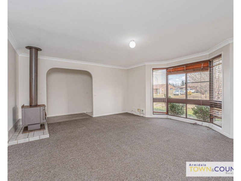 9 Conningdale Crescent, Armidale NSW 2350