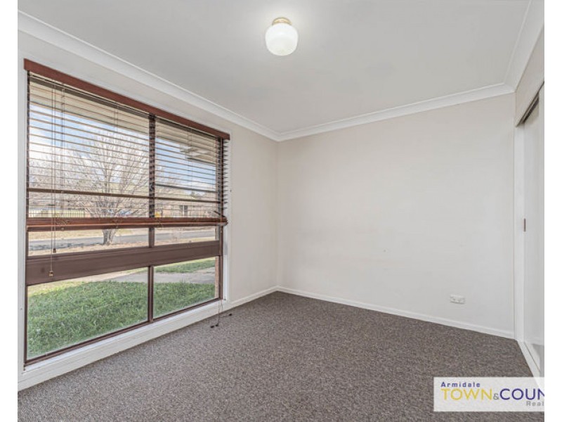 9 Conningdale Crescent, Armidale NSW 2350