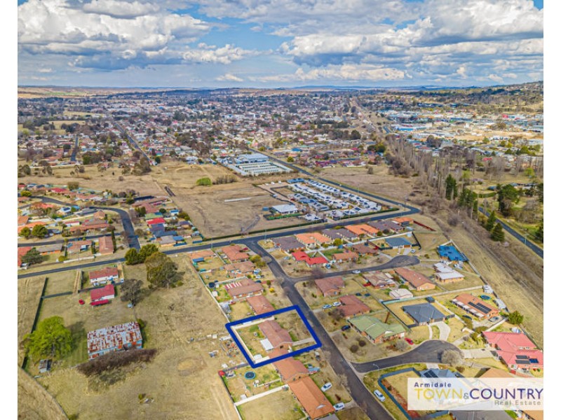 9 Conningdale Crescent, Armidale NSW 2350