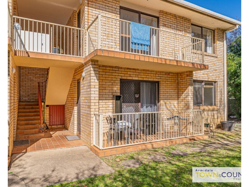 3/6 Bellevue Road, Armidale NSW 2350