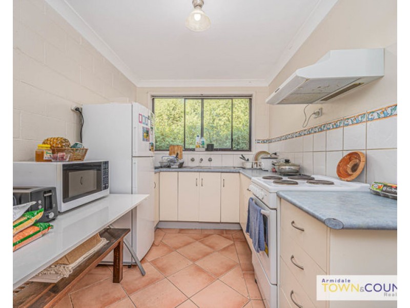 3/6 Bellevue Road, Armidale NSW 2350