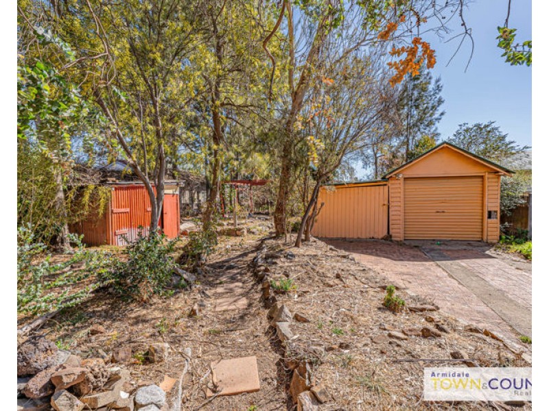 9 Crescent Street, Armidale NSW 2350