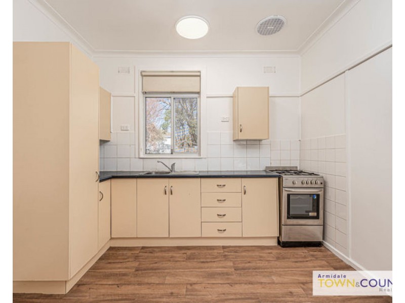 2 Barney Street, Armidale NSW 2350