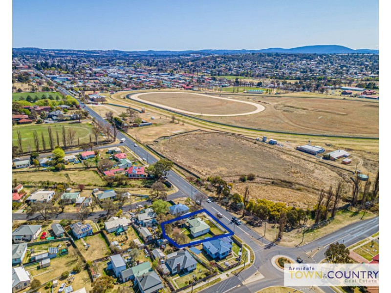 2 Barney Street, Armidale NSW 2350