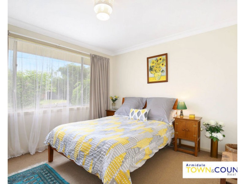 1 Drummond Avenue, Armidale NSW 2350