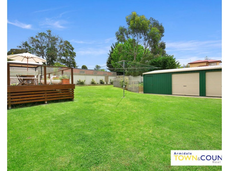 1 Drummond Avenue, Armidale NSW 2350
