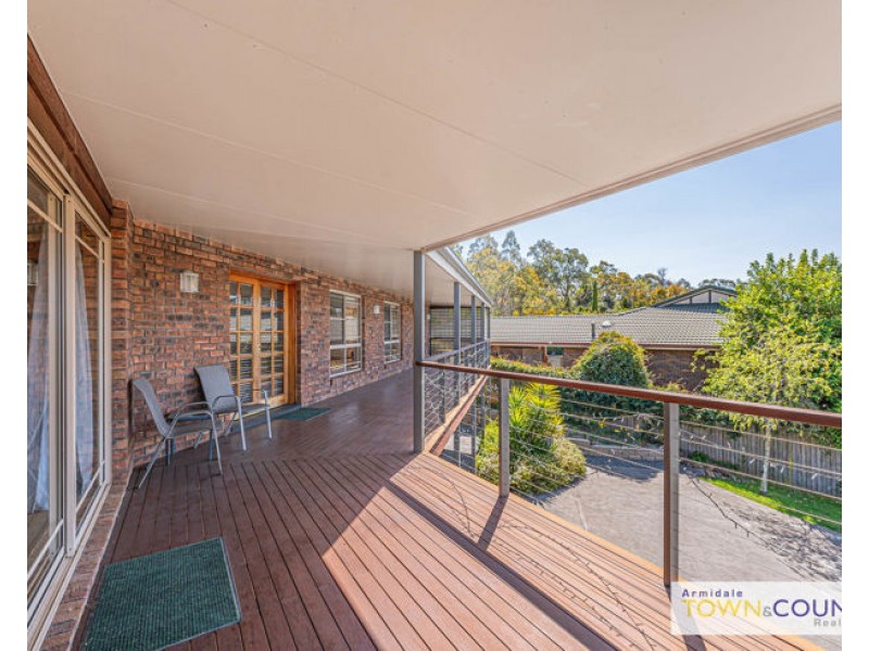 69 The Avenue, Armidale NSW 2350