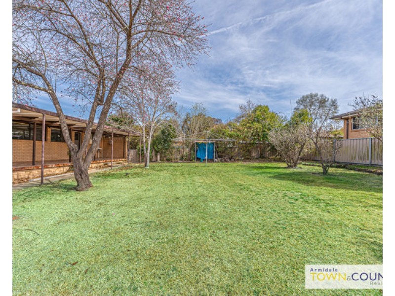 2 Wendo Street, Armidale NSW 2350