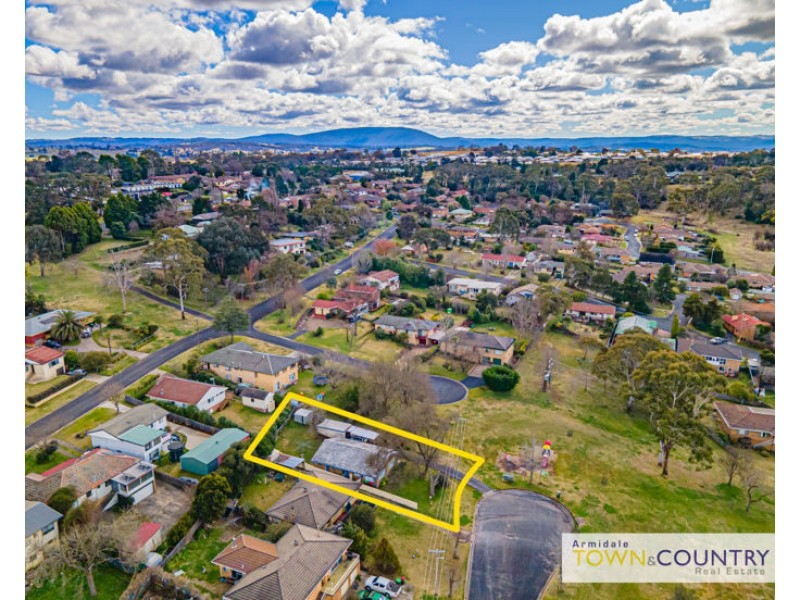 10 Hawke Street, Armidale NSW 2350