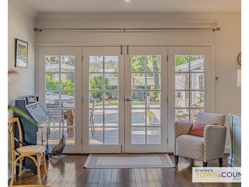 149 Barney Street, Armidale NSW 2350