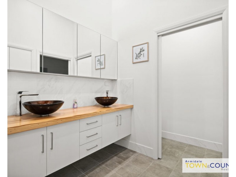 188 Kareela Road, Armidale NSW 2350