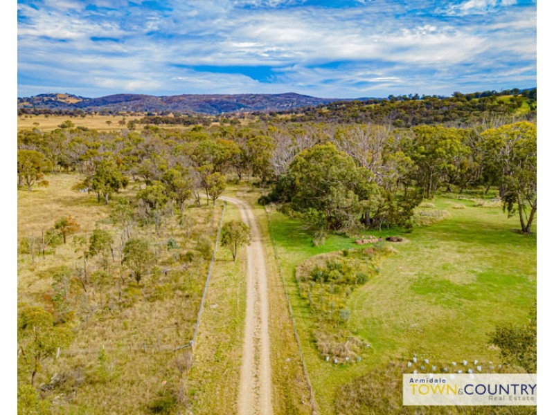 188 Kareela Road, Armidale NSW 2350
