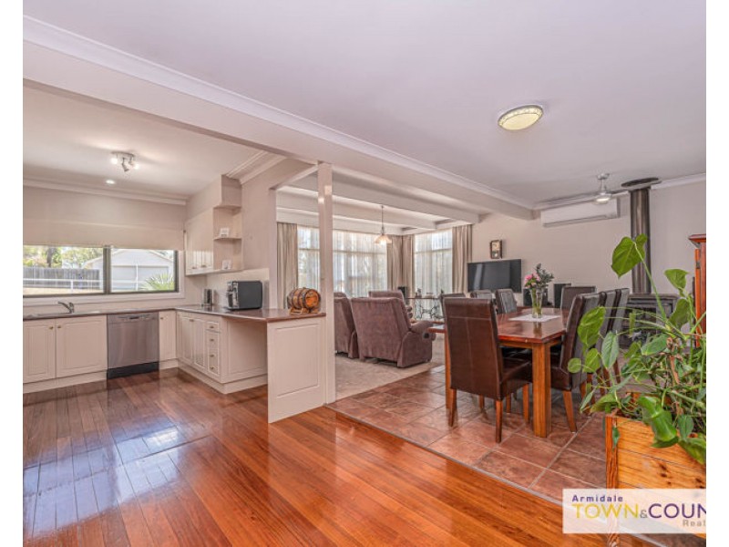 64 Jessie Street, Armidale NSW 2350