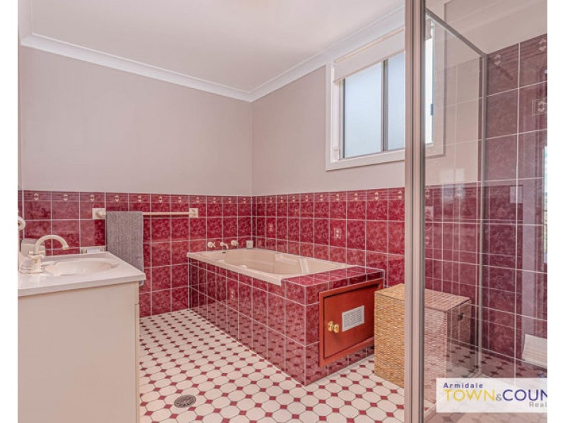 64 Jessie Street, Armidale NSW 2350