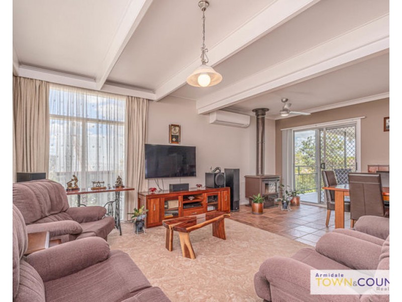 64 Jessie Street, Armidale NSW 2350