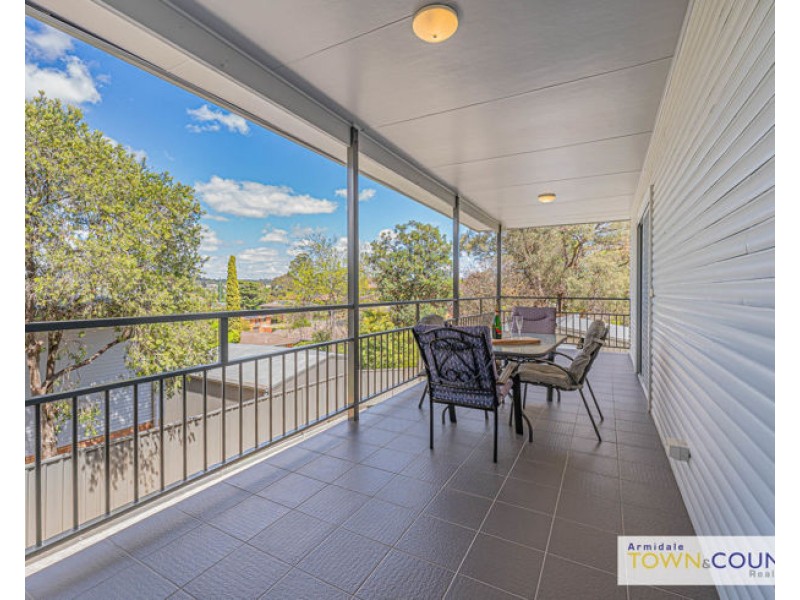64 Jessie Street, Armidale NSW 2350