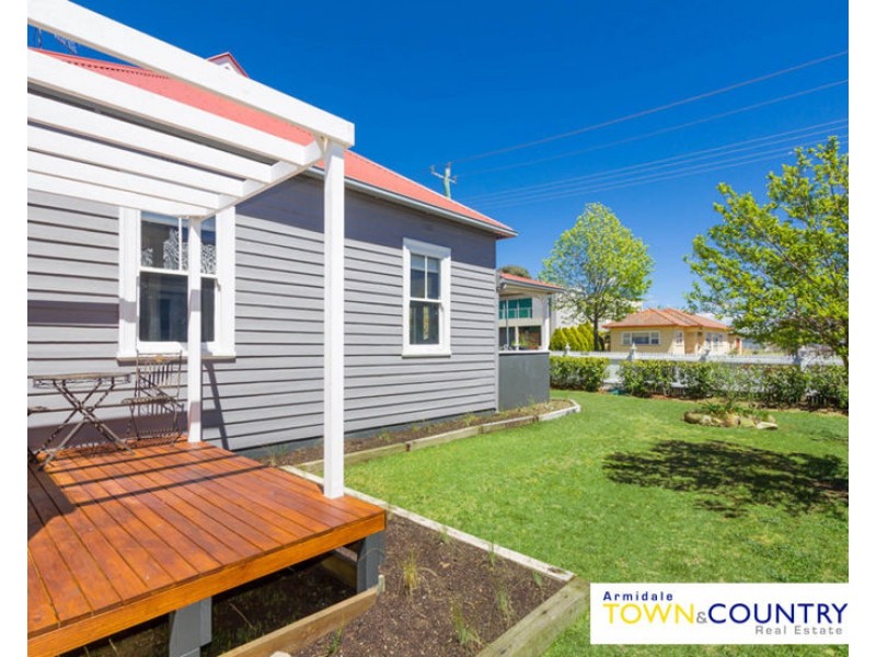 101 Taylor Street, Armidale NSW 2350