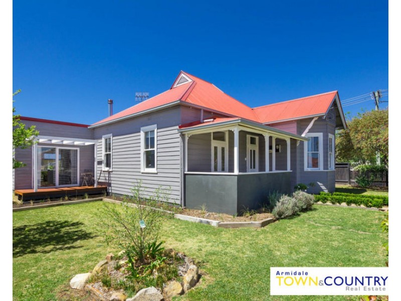 101 Taylor Street, Armidale NSW 2350