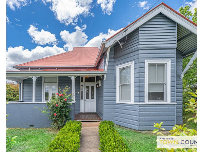 101 Taylor Street, Armidale NSW 2350