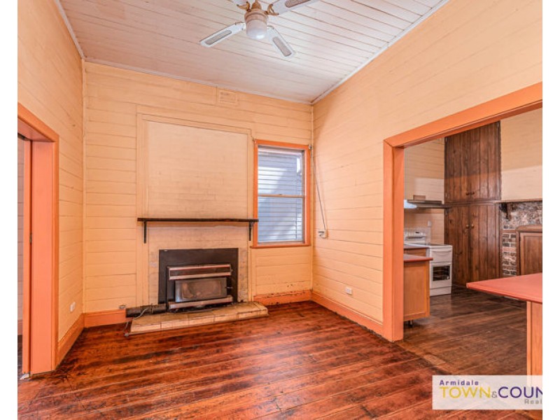 9A Crescent Street, Armidale NSW 2350