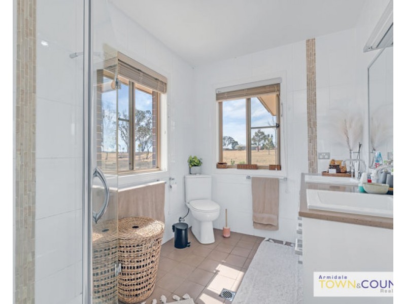 4 Stoney Ridge Road, Armidale NSW 2350