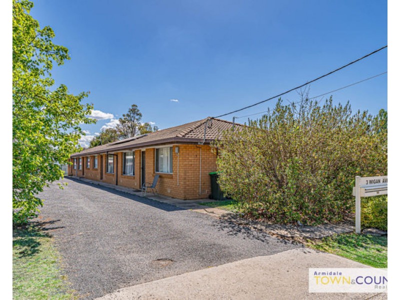 4/3 Wigan Avenue, Armidale NSW 2350