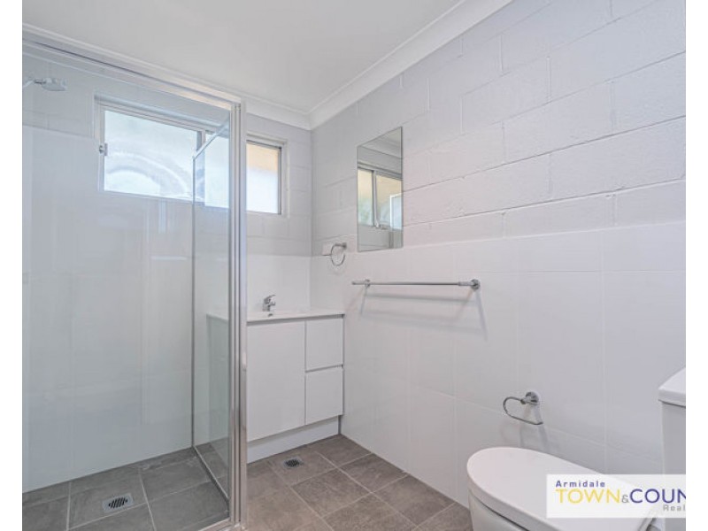 4/3 Wigan Avenue, Armidale NSW 2350