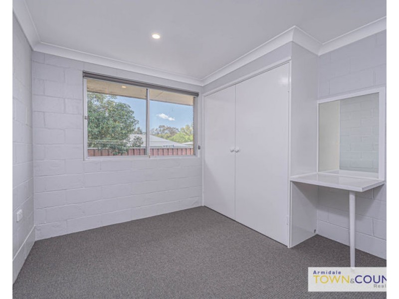 4/3 Wigan Avenue, Armidale NSW 2350