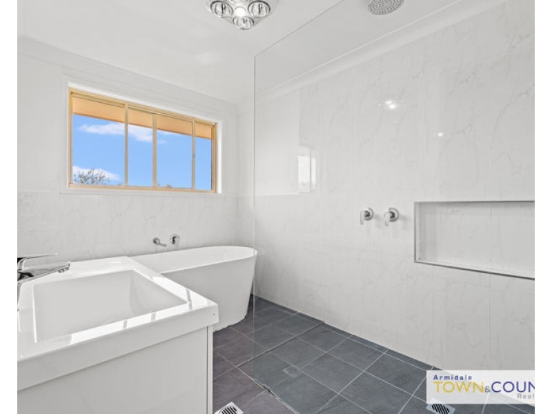3 Cotterell Place, Armidale NSW 2350