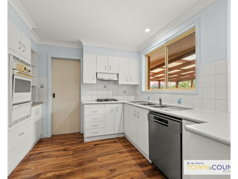 3 Cotterell Place, Armidale NSW 2350