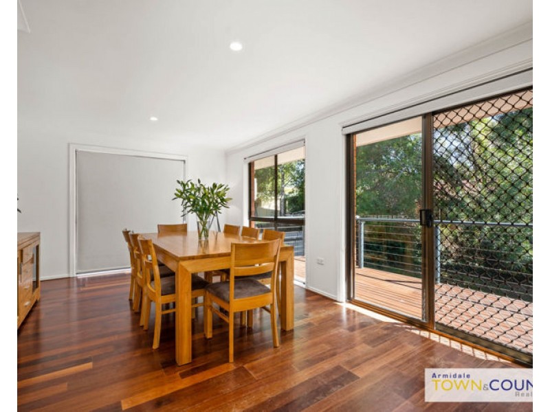 11 Newbury Drive, Armidale NSW 2350