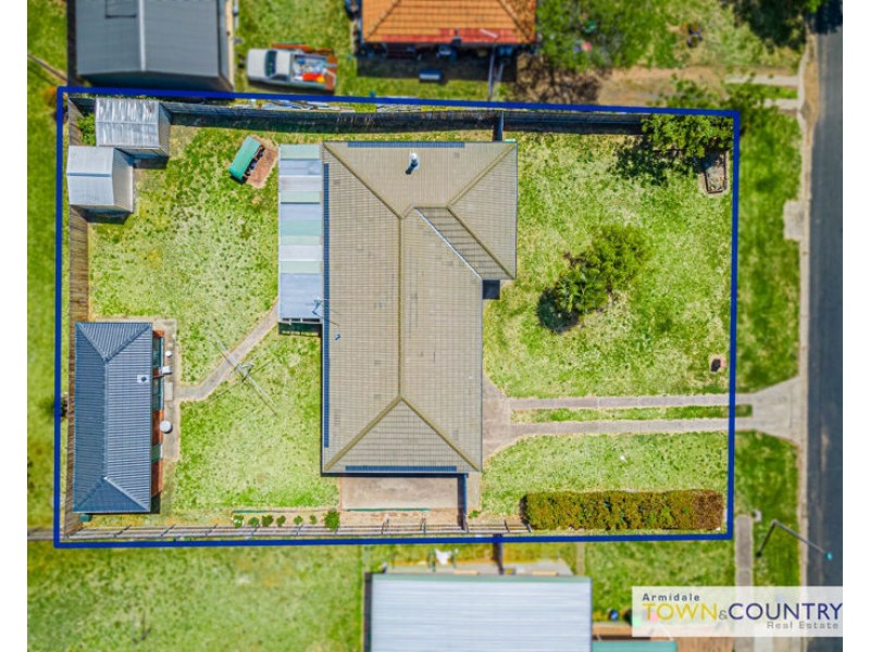 12 Kennedy Street, Armidale NSW 2350