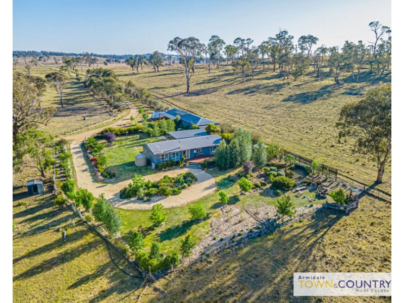 133 Lochaven Road, Armidale NSW 2350
