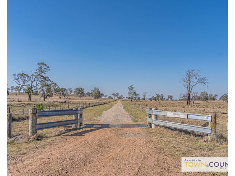 133 Lochaven Road, Armidale NSW 2350
