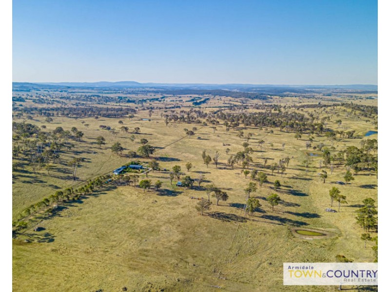133 Lochaven Road, Armidale NSW 2350