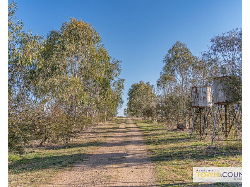 133 Lochaven Road, Armidale NSW 2350